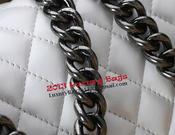 Chanel Boy Flap Shoulder Bag White Original Calfskin Leather CHA67086 Silver Chanel Boy Flap Shoulder Bag White Original Calfskin Leather CHA67086 Silver