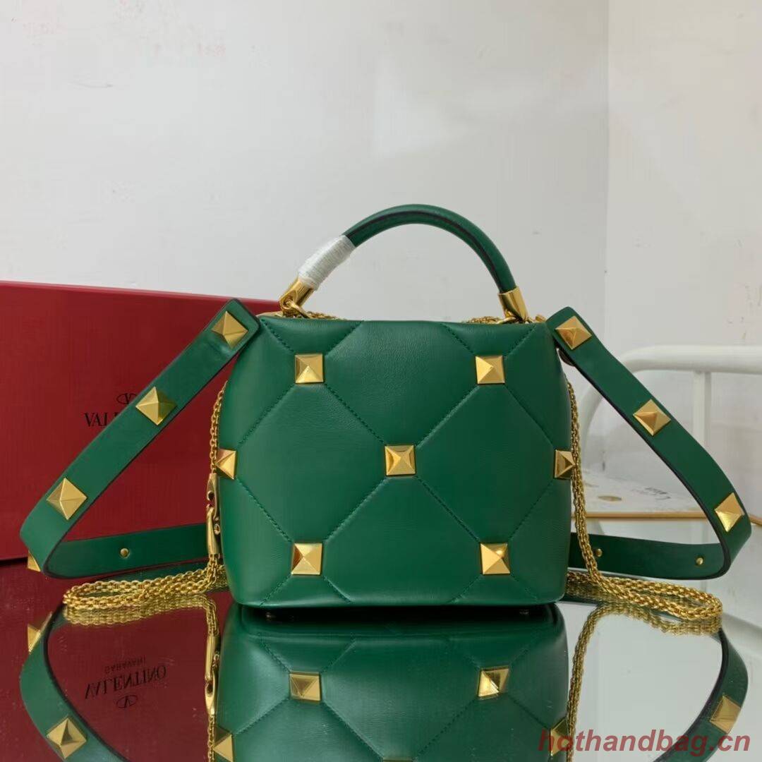 Valentino medium Garavani Roman Stud V1198 green Valentino medium Garavani Roman Stud V1198 green