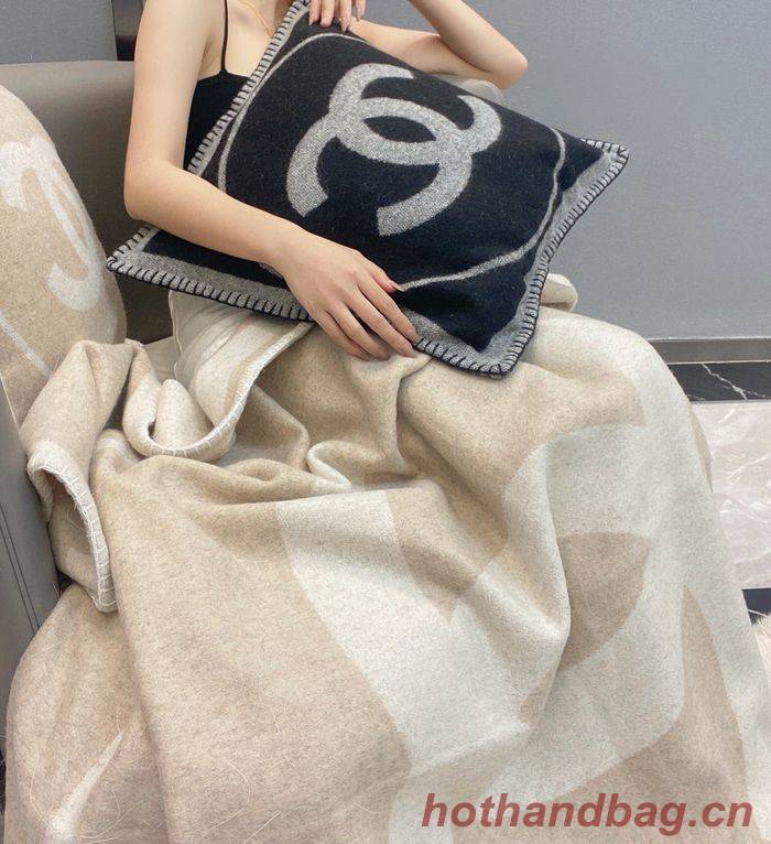 CHANEL Merino Wool Cashmere CC Throw Blanket CHB00004 CHANEL Merino Wool Cashmere CC Throw Blanket CHB00004