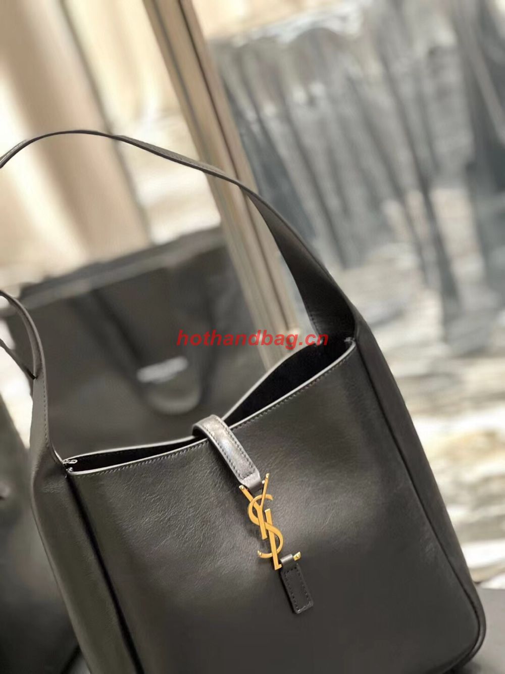 SAINT LAUREN LE 5 A 7 SOFT SMALL HOBO BAG IN SMOOTH LEATHER 713938 black SAINT LAUREN LE 5 A 7 SOFT SMALL HOBO BAG IN SMOOTH LEATHER 713938 black