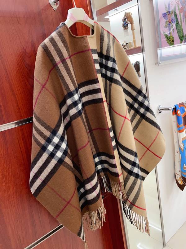 Burberry Cloak BBC00204 Burberry Cloak BBC00204