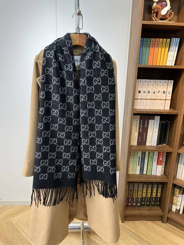 Gucci Scarf GUC00346 Gucci Scarf GUC00346