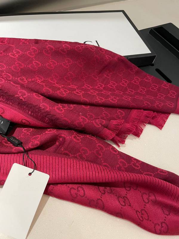 Gucci Scarf GUC00387 Gucci Scarf GUC00387