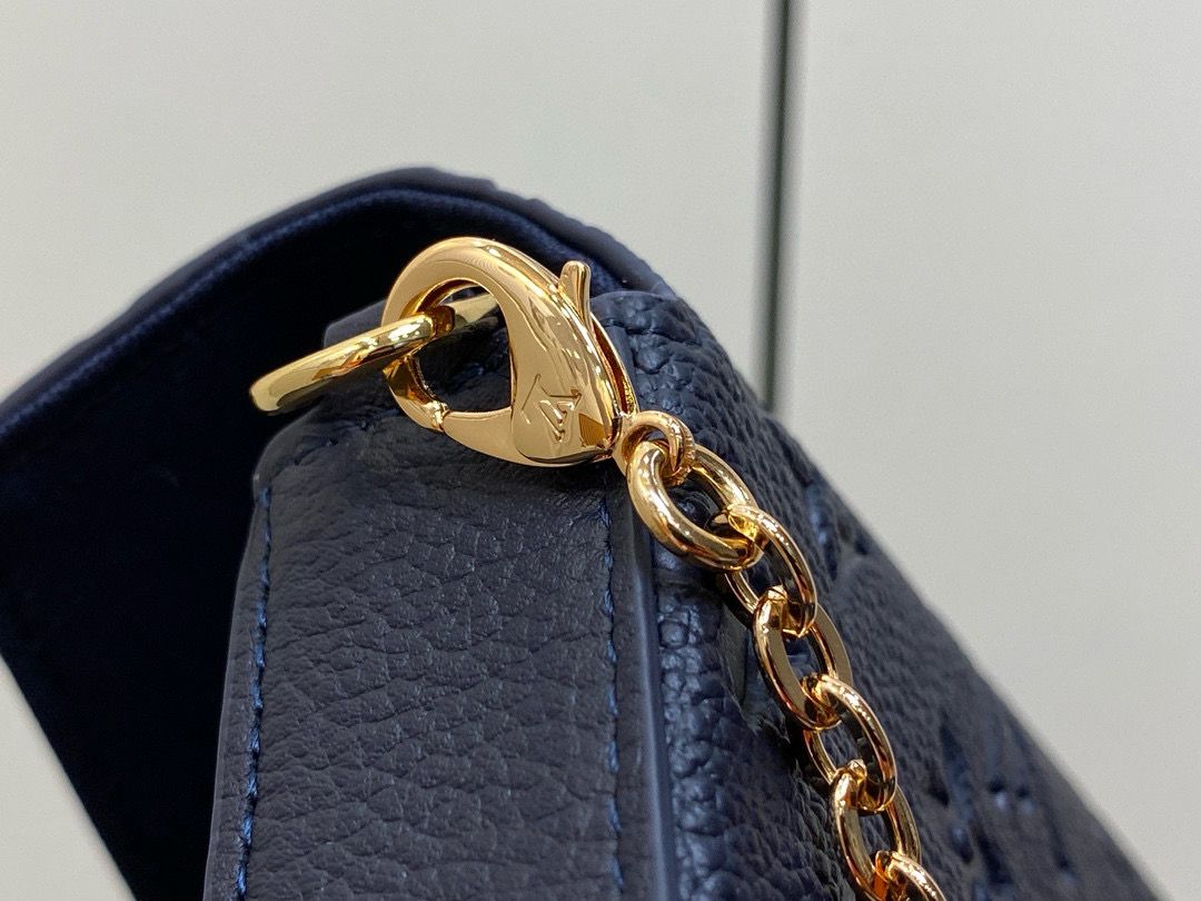 Louis Vuitton Monogram Empreinte Felicie Pochette M64065 M83589 Navy Louis Vuitton Monogram Empreinte Felicie Pochette M64065 M83589 Navy