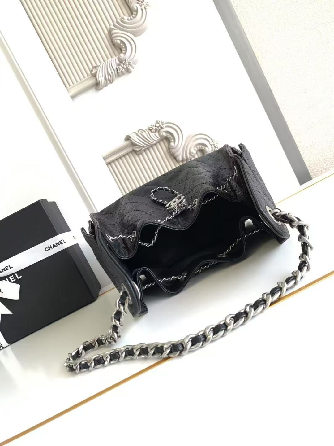 CHANEL 25 SMALL HANDBAG AS5293 Black&Silver-Tone CHANEL 25 SMALL HANDBAG AS5293 Black&Silver-Tone