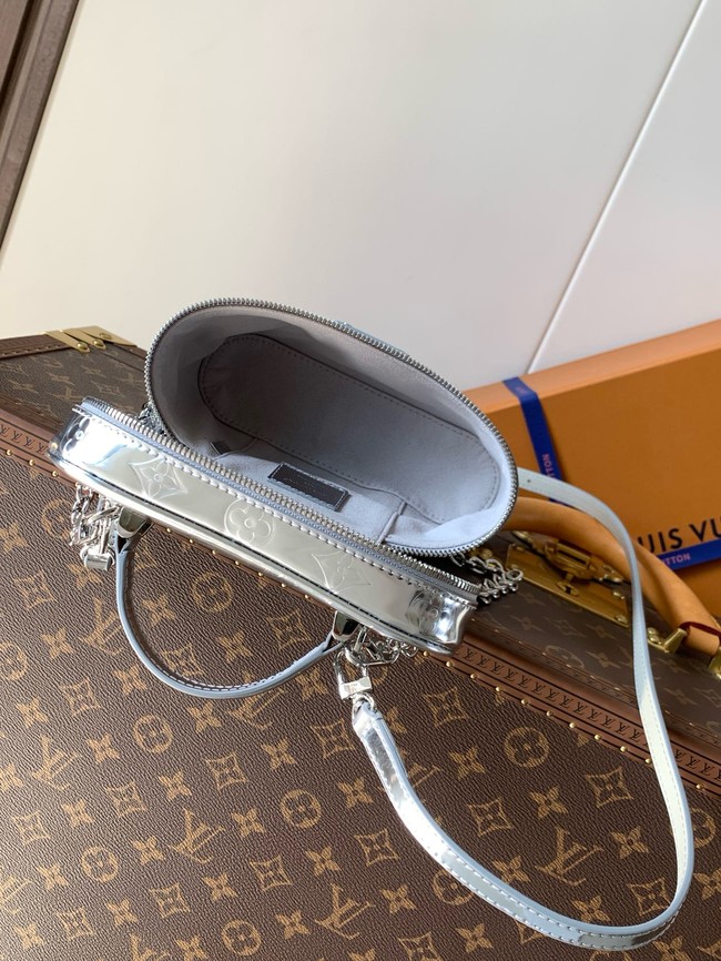 Louis Vuitton Vanity Chain Pouch M26097 Silver