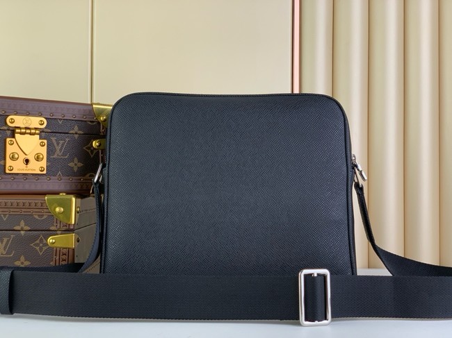 Louis Vuitton Mesenger M30260 black