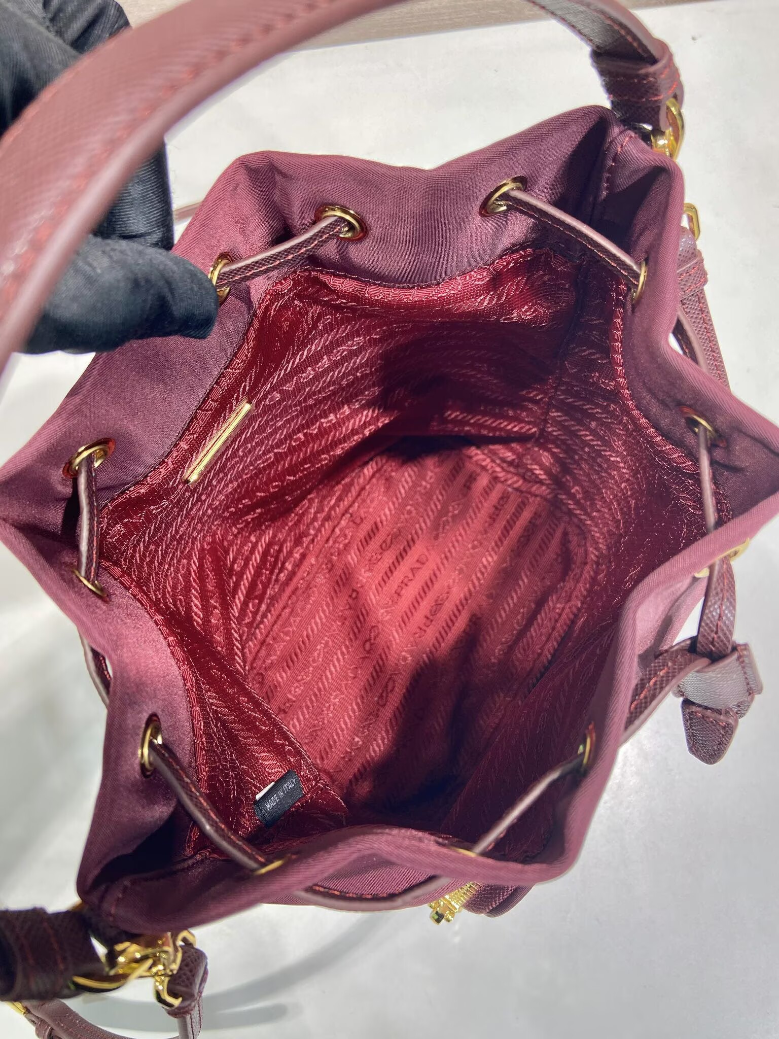 Prada Re-Edition nylon Tote bag 81166 Burgundy 